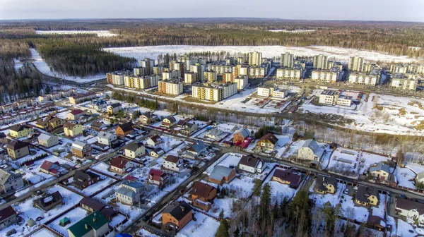 Neighborhood of low-rise buildings and low-cost highrise dwellings