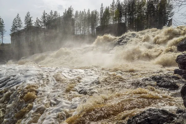 Zuřící Vodopád Starověkém Sopku — Stock fotografie