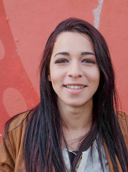 Selfies alarak bir Hintli erkek portresi