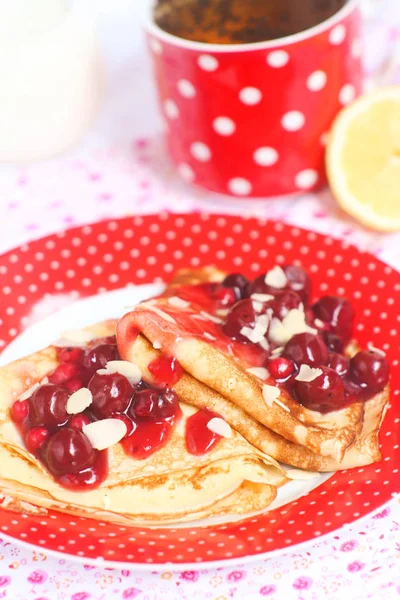 Sweet Pancakes Cherries — Stock Photo, Image