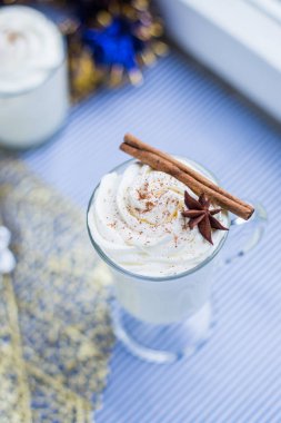 Kış içki krema ile