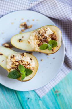 Ricotta ile ev yapımı armut