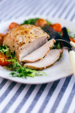 Sebzeli fırında domuz eti