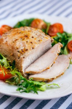 Sebzeli fırında domuz eti