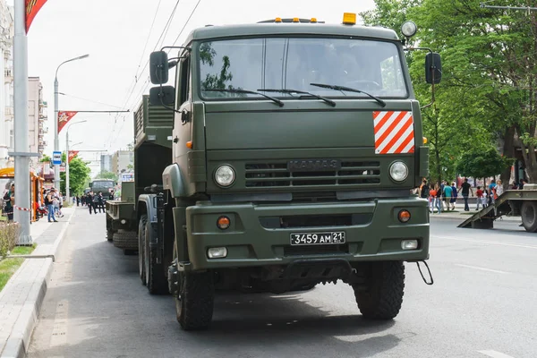 Rostov Don Russland Mai 2018 Ein Dunkelgrüner Traktor Mit Panzeranhänger — Stockfoto