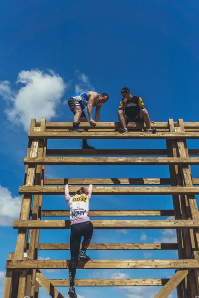 Rostov Don Rusia Abril 2018 Equipo Organizado Corre Con Obstáculos — Foto de Stock