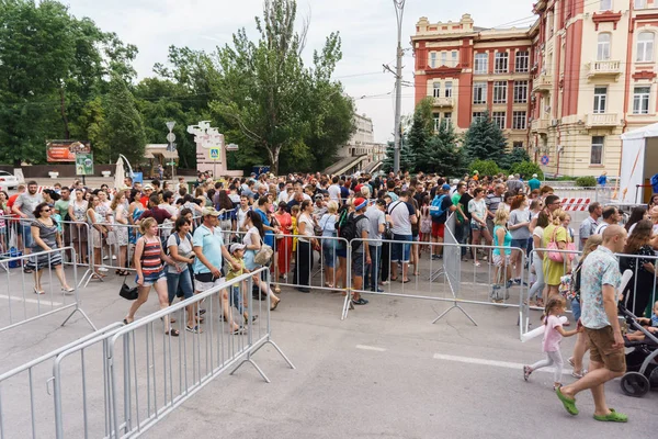 Rostov Don Rusia Junio 2018 Muchos Aficionados Voluntarios Están Caminando — Foto de Stock