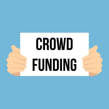 Kağıt kalabalık finansman metnini gösteren adam