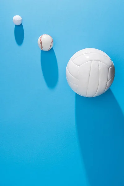 Top View Arranged Various Balls Blue Background — Stock Photo, Image