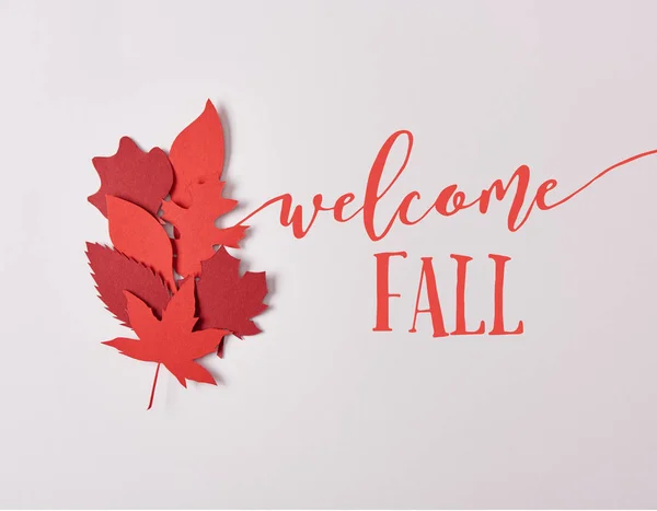 Top View Red Papercrafted Leaves Welcome Fall Lettering White Background — Stock Photo, Image