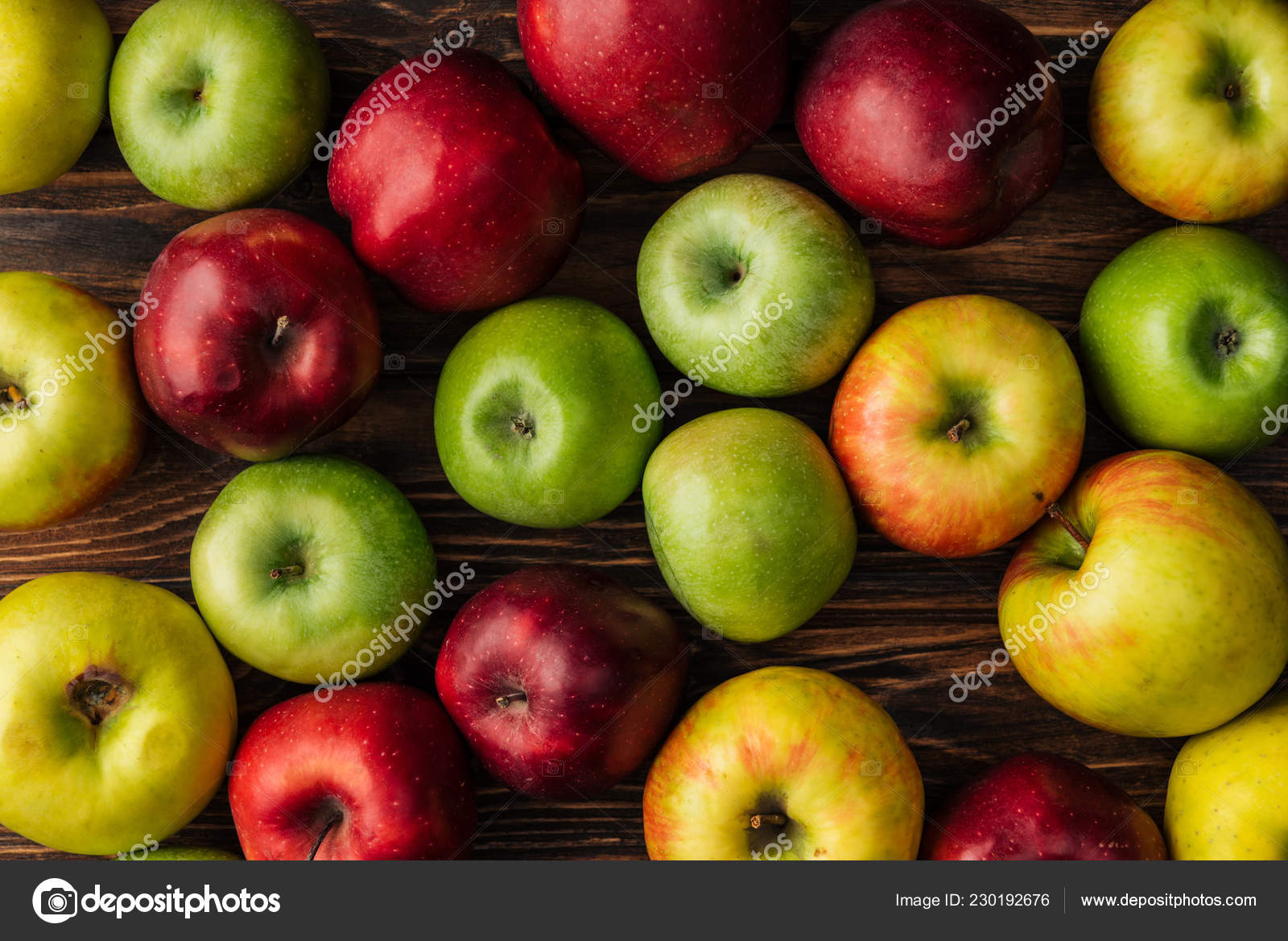 Top View Ripe Multicolored Apples Wooden Table — Stock Photo © MicEnin 230192676
