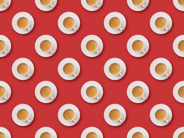 kırmızı arka plan üzerinde fincan ve tabaktaze kahve ile dikişsiz desen