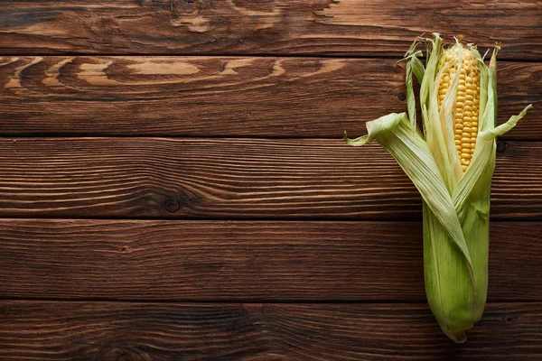 Top View Fresh Corn Wooden Surface Copy Space — Stock Photo, Image