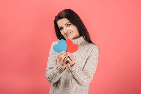 Happy Woman Sweater Holding Blue Red Heart Shaped Paper Artwork — Stock Photo, Image