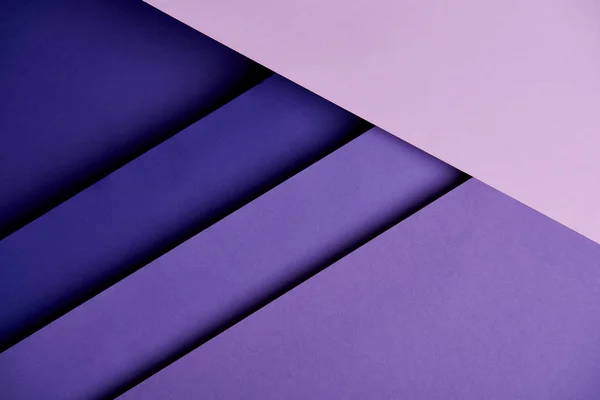 Fond abstrait avec des feuilles de papier se chevauchant violet — Photo de stock