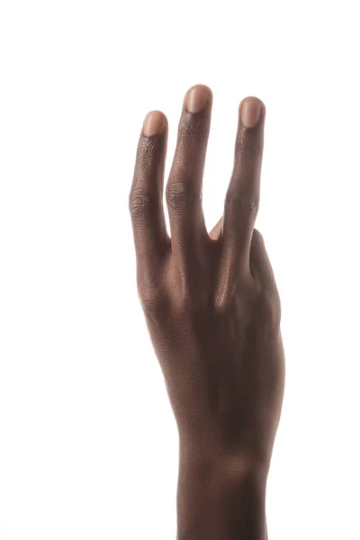 Teilansicht eines afrikanisch-amerikanischen Mannes, der Buchstabe w in taubstummer Sprache zeigt, isoliert auf weiß — Stockfoto