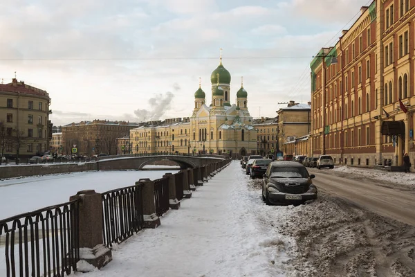 Petersburg Russia December 2018 View Griboyedov Canal Embankment Isidor Church — Stock Photo, Image