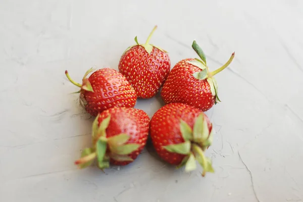 Fresh Strawberries Fruit Berry Vitamine Isolated Textured Cement Gray — Stock Photo, Image