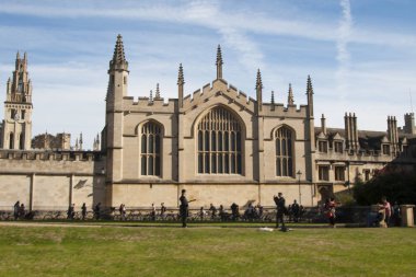 Oxford, İngiltere - 13 Ekim 2018: Üniversitesi St Meryem Kilisesi bakire.