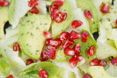 Avokado, Yeşiller, yaprakları, nar ve letuce vejetaryen salata yaprakları