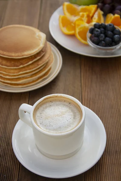 Pequeno Almoço Saudável Deliciar Panquecas Americanas Caseiras Com Xícara Café — Fotografia de Stock