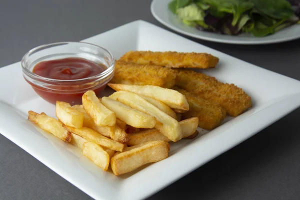 Nahaufnahme Fish Chips Mit Pommes Ungesundes Essen Grauer Background Isoaltiert — Stockfoto