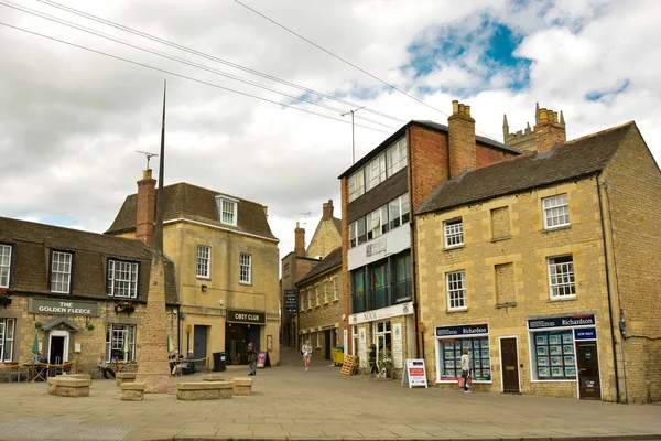 Stamford, vereinigtes Königreich. 31. Mai 2019 - Straßenansicht der Innenstadt. alte bauten, stamford, england — Stockfoto