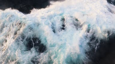 Drake Passage fırtınada