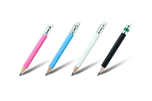 许多短的铅笔在各种各样的颜色查出在白色背景 — 图库照片