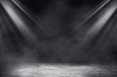 Stüdyo karanlık odasının boş alanı, ışıklandırma efektli beton zemin grunge desen arkaplanı.