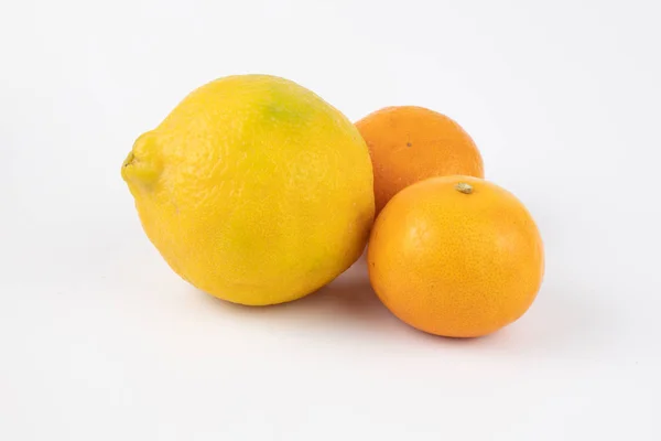 Citroen Oranje Vruchten Geïsoleerd Achtergrond — Stockfoto
