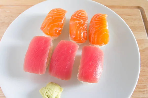 Sushi Set White Plate Janpan Food — Stock Photo, Image