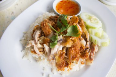 kızarmış tavuk pilav