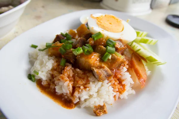 Daging Babi Barbekyu Dan Daging Babi Panggang Dengan Sungai Rice — Stok Foto