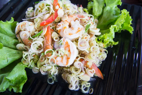 Вкусные острые морепродукты тайская еда — стоковое фото