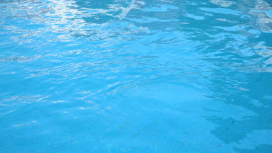 Köpüklü su döngüsü: Parlak su sorunsuz döngüler