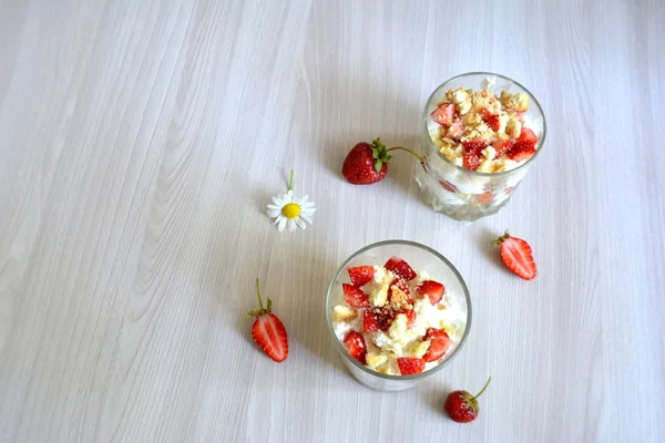 Trifle Dessert Fromage Cottage Fraises Petit Déjeuner — Photo