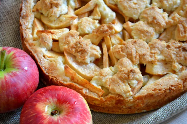 Домашний Яблочный Пирог Осенняя Еда Десерт — стоковое фото