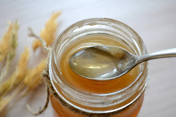 Honey Transparent Jar Table Spoon Jar Honey — Stock Photo, Image