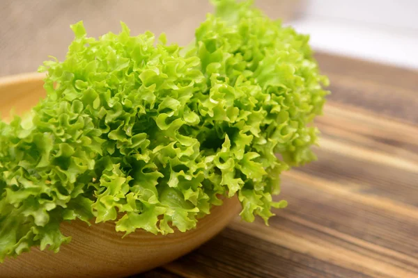 Feuilles Salade Laitue Verte Bio Fraîche Dans Bol Bois Concept — Photo