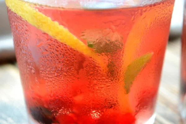 Cold Berry Lemonade Glasses Summer Refreshing Drink Close — Stock Photo, Image