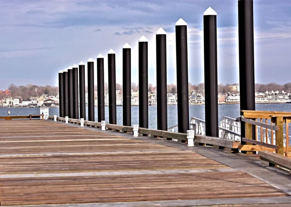 Quai Bateau Rangée Pylônes Fort Adams Newport Rhode — Photo