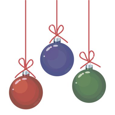 Üç renkli kırmızı, yeşil ve mavi cam Noel topları oyuncaklar kırmızı uzun konu üzerinde bir dizi ile beyaz bir arka plan üzerinde izole nesneleri yay.