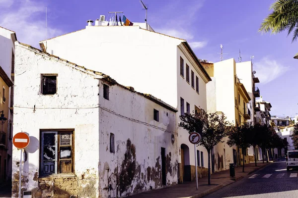 Śródziemnomorskiej Architektury Hiszpanii Przytulne Ulice Starego Miasta Xavia Lub Javea — Zdjęcie stockowe