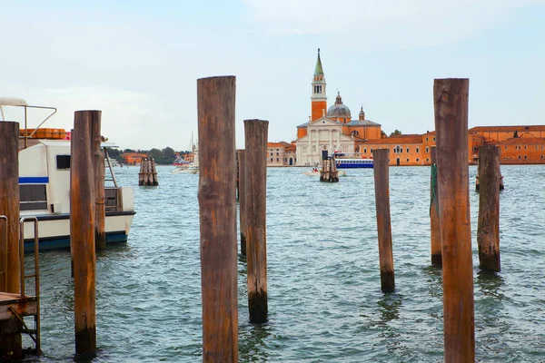 Деревянный Причал Венеции — стоковое фото