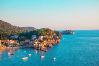 Sveti Stefan sahil manzaralı