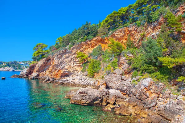 Hermosa Costa Rocosa Croacia — Foto de Stock