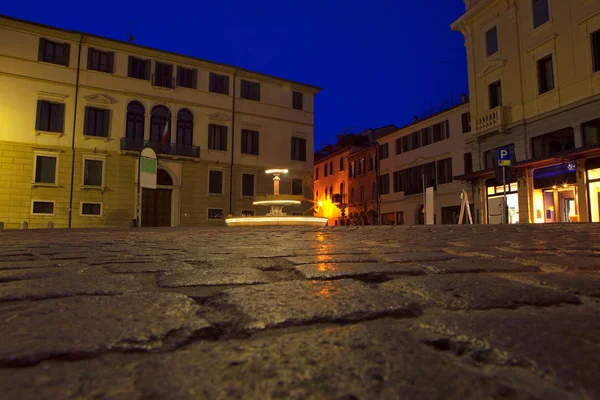 Italiaanse Straat Nacht — Stockfoto