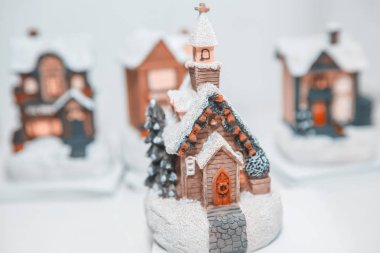 minyatür oyuncak evleri, kış köyün görünümü