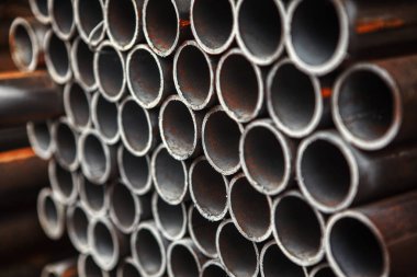 yığın boş çelik borular